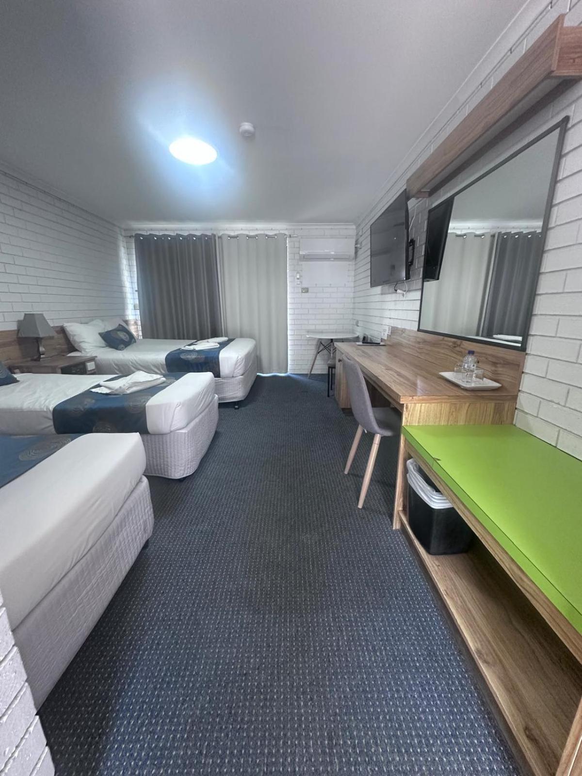 Albury Garden Court Motel Extérieur photo