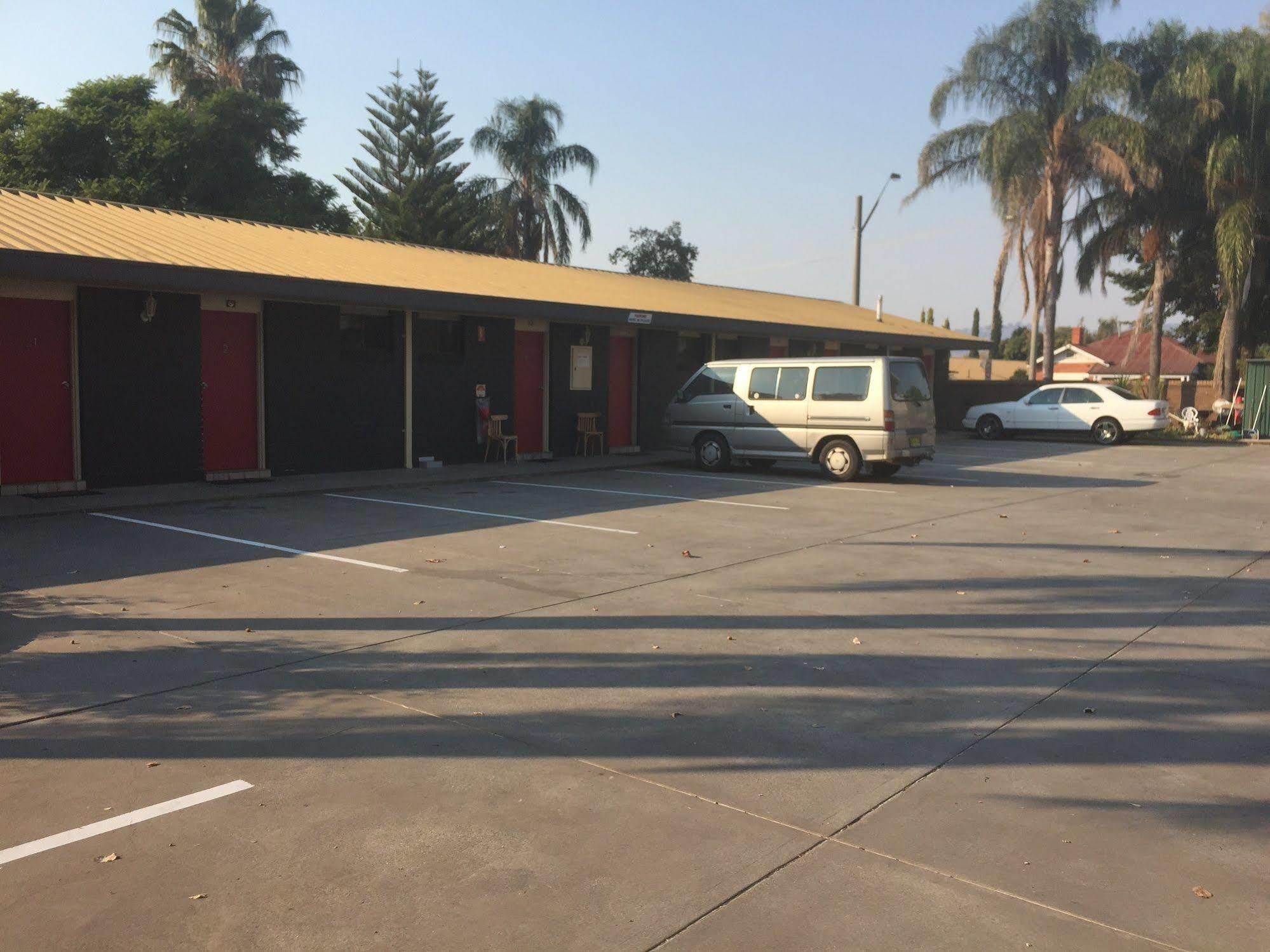 Albury Garden Court Motel Extérieur photo