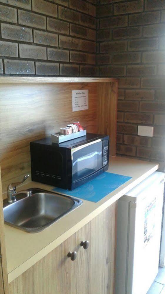 Albury Garden Court Motel Extérieur photo
