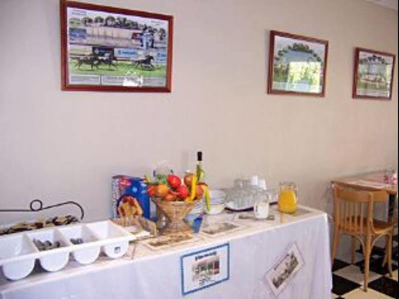 Albury Garden Court Motel Extérieur photo